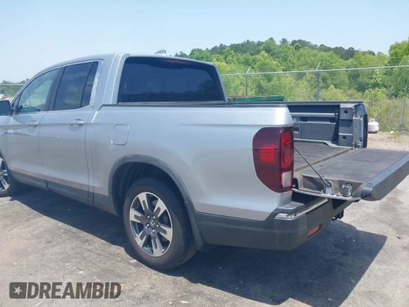 2018 Honda Ridgeline RTL z VIN 5FPYK2F5XJB001064, wystawiony jako IAAI lot #42252956 z przebiegiem 95 272 mil mil oraz . Historia ofert i sprzedaży dostępna na DreamBid. Obrazek 3.
