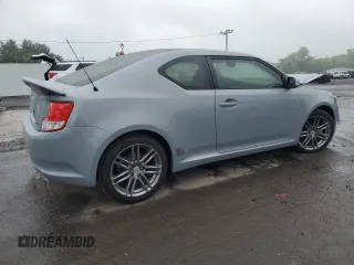 2013 Scion tC z VIN JTKJF5C72D3065583, wystawiony jako Copart lot #58493235 z przebiegiem 41 400 mil mil oraz Szkoda całkowita • Salvage title. Historia ofert i sprzedaży dostępna na DreamBid. Obrazek 3.