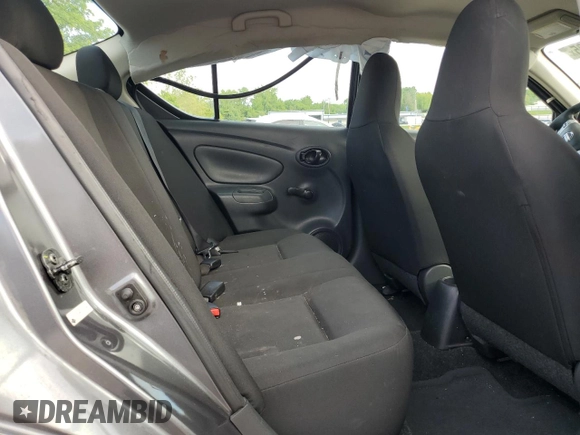 2016 Nissan Versa SV z VIN 3N1CN7AP2GL907254, wystawiony jako Copart lot #58589295 z przebiegiem 91 951 mil mil oraz Czysty tytuł • Clean title. Historia ofert i sprzedaży dostępna na DreamBid. Obrazek 10.