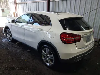 2019 Mercedes-Benz GLA 250 z VIN WDCTG4GB7KJ585660, wystawiony jako IAAI lot #41771154 z przebiegiem 96 301 mil mil oraz . Historia ofert i sprzedaży dostępna na DreamBid. Obrazek 3.