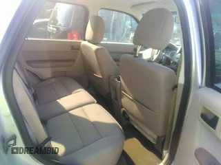 2011 Ford Escape XLT with VIN 1FMCU9DG2BKA63519, listed as a IAAI auction lot 36458159 with 168,475 mi miles. Bid and sale history available at carsss.com. Image 8.