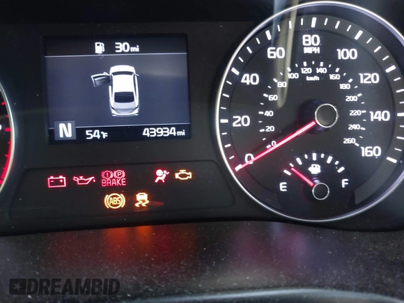 2021 Kia Forte LXS z VIN 3KPF24AD8ME273858, wystawiony jako IAAI lot #40978799 z przebiegiem 43 934 mil mil oraz . Historia ofert i sprzedaży dostępna na DreamBid. Obrazek 15.