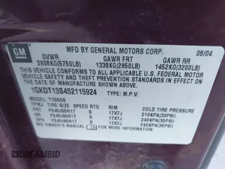 2005 GMC Envoy SLT with VIN 1GKDT13S452115924, listed as a IAAI auction lot 41443704 with 215,402 mi miles. Bid and sale history available at carsss.com. Image 9.