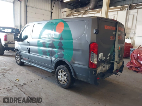 2020 Ford Transit Cargo z VIN 1FTBR1Y87LKA77794, wystawiony jako IAAI lot #41808611 z przebiegiem 70 047 mil mil oraz . Historia ofert i sprzedaży dostępna na DreamBid. Obrazek 3.