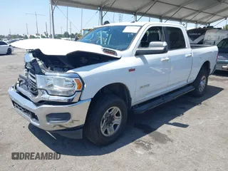 2019 Ram 2500 Big Horn with VIN 3C6UR5DJ4KG519811, listed as a IAAI auction lot 42643850 with 255,461 mi miles and . Bid and sale history available at DreamBid. Image 18.
