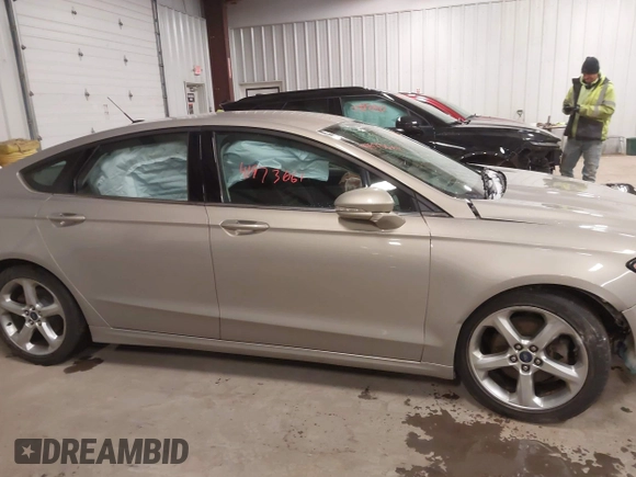 2015 Ford Fusion SE with VIN 3FA6P0HD5FR290442, listed as a IAAI auction lot 41973661 with 53,934 mi miles. Bid and sale history available at carsss.com. Image 14.