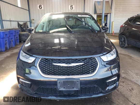 2024 Chrysler Pacifica Hybrid Select z VIN 2C4RC1S74RR166734, wystawiony jako Copart lot #56190895 z przebiegiem 26 312 mil mil oraz Szkoda całkowita • Salvage title. Historia ofert i sprzedaży dostępna na DreamBid. Obrazek 5.