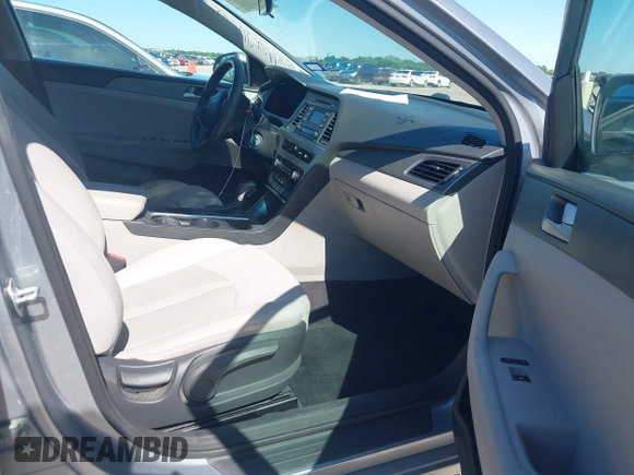 2015 Hyundai Sonata 2.4L SE with VIN 5NPE24AF4FH209912, listed as a IAAI auction lot 42079999 with 110,842 mi miles. Bid and sale history available at carsss.com. Image 5.