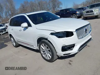 2017 Volvo XC90 Inscription with VIN YV4A22PL8H1166537, listed as a IAAI auction lot 41759108 with 171,106 mi miles. Bid and sale history available at carsss.com. Image 1.