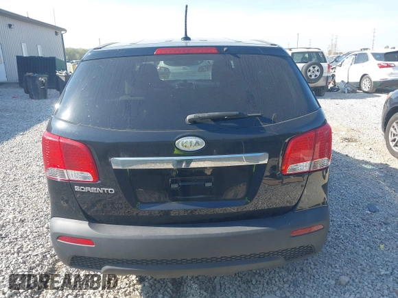 2011 Kia Sorento LX with VIN 5XYKT3A18BG007462, listed as a IAAI auction lot 42081727 with 183,594 mi miles and . Bid and sale history available at carsss.com. Image 15.
