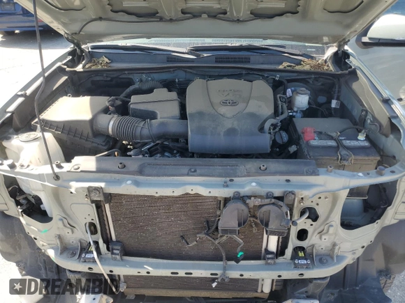 2022 Toyota Tacoma SR5 with VIN 3TMBZ5DN9NM033861, listed as a Copart auction lot 53704065 with 55,386 mi miles and Salvage title. Bid and sale history available at DreamBid. Image 11.