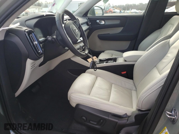 2023 Volvo XC40 Plus Bright Theme with VIN YV4L12UN6P2099852, listed as a Copart auction lot 86866294 with 13,540 mi miles and Salvage Title. Bid and sale history available at DreamBid. Image 7.