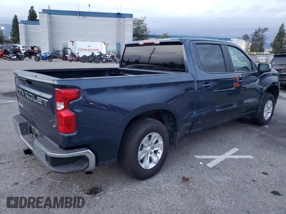 2022 Chevrolet Silverado 1500 LT with VIN 1GCPACEK5NZ630252, listed as a Copart auction lot 82709634 with 33,954 mi miles and Salvage Title. Bid and sale history available at carsss.com. Image 3.