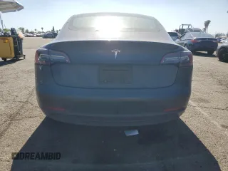 2023 Tesla Model 3 с VIN 5YJ3E1EAXPF607931, выставлен на аукционе Copart как лот 52629305 с пробегом 87 785 миль миль и Списание • Salvage title. История ставок и продаж доступна на DreamBid. Изображение 6.