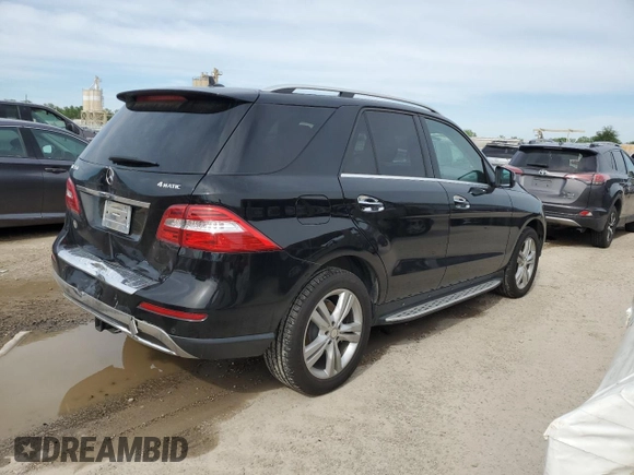 2014 Mercedes-Benz M 350 with VIN 4JGDA5HB2EA330804, listed as a Copart auction lot 52989925 with 127,003 mi miles and Salvage title. Bid and sale history available at DreamBid. Image 3.