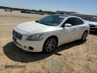 2012 Nissan Maxima SV z VIN 1N4AA5AP8CC820572, wystawiony jako Copart lot #53205905 z przebiegiem 111 759 mil mil oraz Czysty tytuł • Clean title. Historia ofert i sprzedaży dostępna na DreamBid. Obrazek 1.