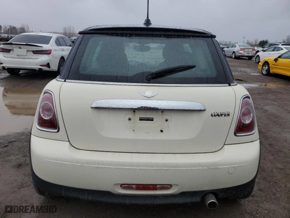 2011 MINI Cooper Hardtop with VIN WMWSU3C55BT095126, listed as a Copart auction lot 52447595 with 266,360 mi miles and Clean Title. Bid and sale history available at carsss.com. Image 6.