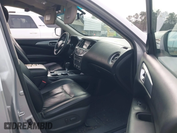 2018 Nissan Pathfinder SV z VIN 5N1DR2MM2JC602264, wystawiony jako IAAI lot #41536689 z przebiegiem 193 225 mil mil oraz . Historia ofert i sprzedaży dostępna na DreamBid. Obrazek 5.