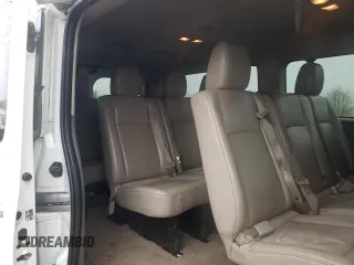 2018 Nissan NV 3500 HD SL z VIN 5BZAF0AAXJN853388, wystawiony jako Copart lot #57312075 z przebiegiem 134 154 mil mil oraz Szkoda całkowita • Salvage title. Historia ofert i sprzedaży dostępna na DreamBid. Obrazek 6.