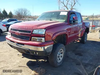 2007 Chevrolet Silverado 1500 Classic LT3 with VIN 2GCEK13Z771169026, listed as a IAAI auction lot 41470642 with 160,612 mi miles. Bid and sale history available at carsss.com. Image 17.