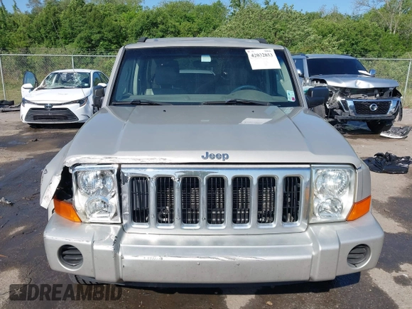 2007 Jeep Commander Sport z VIN 1J8HG48K07C559271, wystawiony jako IAAI lot #42032853 z przebiegiem 236 443 mil mil oraz . Historia ofert i sprzedaży dostępna na DreamBid. Obrazek 12.