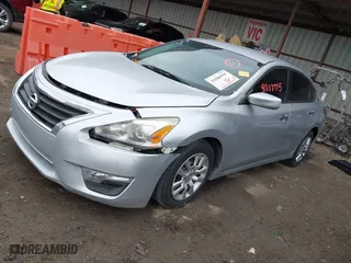2014 Nissan Altima 2.5 S with VIN 1N4AL3AP5EN371566, listed as a IAAI auction lot 41888995 with 87,472 mi miles. Bid and sale history available at carsss.com. Image 18.
