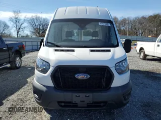 2021 Ford Transit Cargo with VIN 1FTBR1X81MKA31994, listed as a Copart auction lot 45523885 with 151,001 mi miles and Clean Title. Bid and sale history available at DreamBid. Image 5.