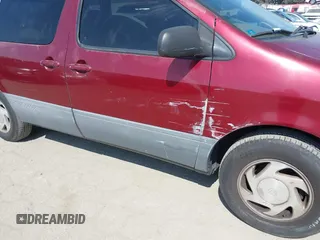 2001 Toyota Sienna LE z VIN 4T3ZF13C81U368893, wystawiony jako IAAI lot #42066467 z przebiegiem 137 727 mil mil oraz . Historia ofert i sprzedaży dostępna na DreamBid. Obrazek 6.