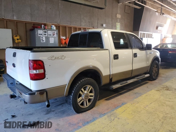 2005 Ford F-150 XLT with VIN 1FTPW14555KC66215, listed as a Copart auction lot 42051915 with 239,385 mi miles and Clean Title. Bid and sale history available at carsss.com. Image 3.