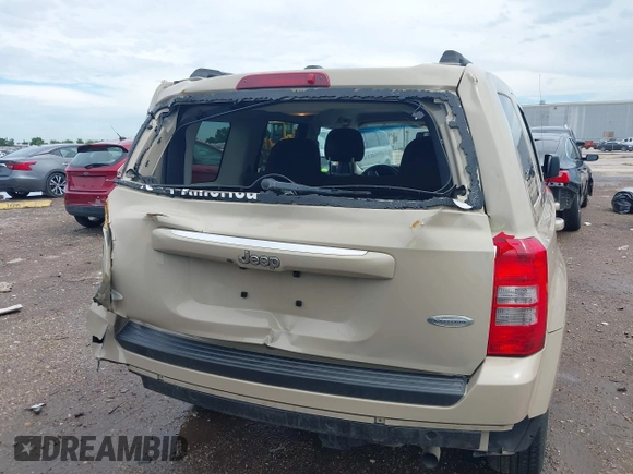 2017 Jeep Patriot High Altitude with VIN 1C4NJPFAXHD203977, listed as a IAAI auction lot 42496814 with 170,399 mi miles and . Bid and sale history available at DreamBid. Image 16.