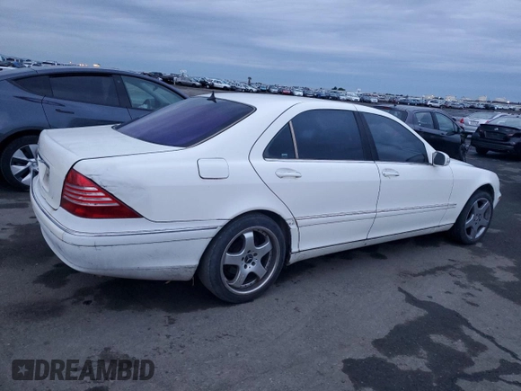 2003 Mercedes-Benz S-Class 5.0L with VIN WDBNG75J53A351091, listed as a Copart auction lot 85154434 with 261,558 mi miles and Salvage Title. Bid and sale history available at carsss.com. Image 3.