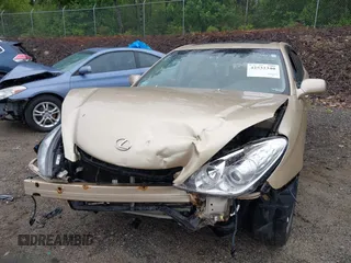 2002 Lexus ES 300 z VIN JTHBF30G720057657, wystawiony jako IAAI lot #42532340 z przebiegiem 247 680 mil mil oraz . Historia ofert i sprzedaży dostępna na DreamBid. Obrazek 6.
