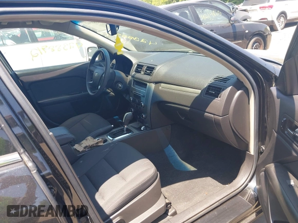 2012 Ford Fusion SE z VIN 3FAHP0HA5CR241364, wystawiony jako IAAI lot #42388912 z przebiegiem 130 126 mil mil oraz . Historia ofert i sprzedaży dostępna na DreamBid. Obrazek 5.