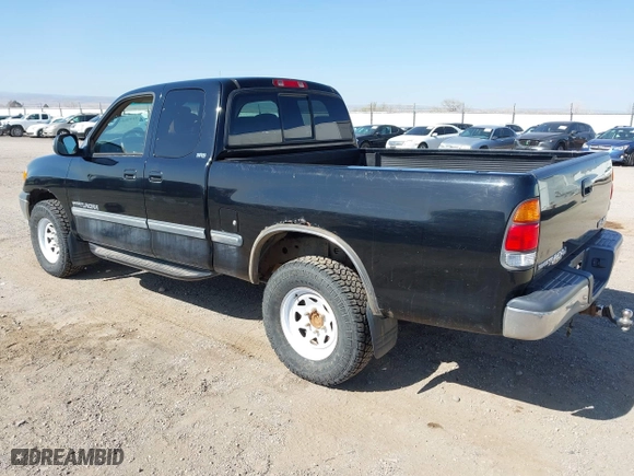 2000 Toyota Tundra SR5 with VIN 5TBBT4410YS009504, listed as a IAAI auction lot 41998051 with 96,821 mi miles. Bid and sale history available at carsss.com. Image 3.