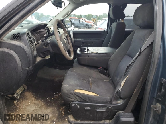 2010 Chevrolet Silverado 1500 LT with VIN 1GCSCSE04AZ118232, listed as a Copart auction lot 65582814 with 262,024 mi miles and Clean Title. Bid and sale history available at DreamBid. Image 7.