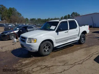 2005 Ford Explorer Sport Trac XLS with VIN 1FMZU67K95UB40078, listed as a IAAI auction lot 41755270 with 324,849 mi miles. Bid and sale history available at carsss.com. Image 2.
