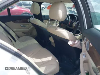 2015 Mercedes-Benz C-Class C 300 Luxury with VIN 55SWF4KB5FU026651, listed as a IAAI auction lot 41892311 with 101,285 mi miles. Bid and sale history available at carsss.com. Image 8.