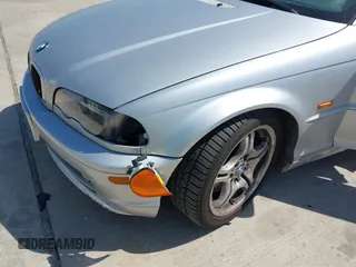 2001 BMW 3 Series 330Ci with VIN WBABS53431EV86967, listed as a IAAI auction lot 42017677 with 198,944 mi miles. Bid and sale history available at carsss.com. Image 6.