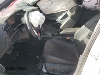 2022 Volkswagen Jetta GLI Autobahn z VIN 3VW2T7BU0NM011171, wystawiony jako Copart lot #84666734 z przebiegiem 63 004 mil mil oraz Szkoda całkowita • Salvage title. Historia ofert i sprzedaży dostępna na DreamBid. Obrazek 7.