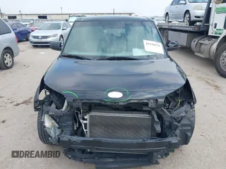 2018 Kia Soul with VIN KNDJN2A29J7890637, listed as a IAAI auction lot 41510529 with 102,140 mi miles. Bid and sale history available at carsss.com. Image 12.