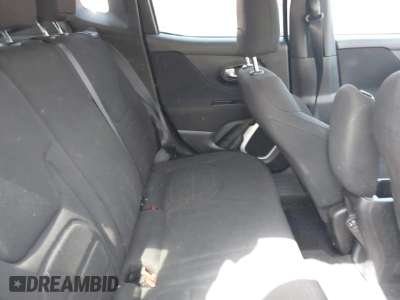 2018 Jeep Renegade Latitude with VIN ZACCJABB8JPJ35329, listed as a IAAI auction lot 41697510 with 97,149 mi miles. Bid and sale history available at carsss.com. Image 8.