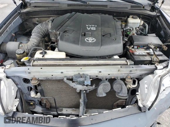 2005 Toyota 4Runner SR5 z VIN JTEZU14R358039213, wystawiony jako Copart lot #56719235 z przebiegiem 165 757 mil mil oraz Szkoda całkowita • Salvage title. Historia ofert i sprzedaży dostępna na DreamBid. Obrazek 12.