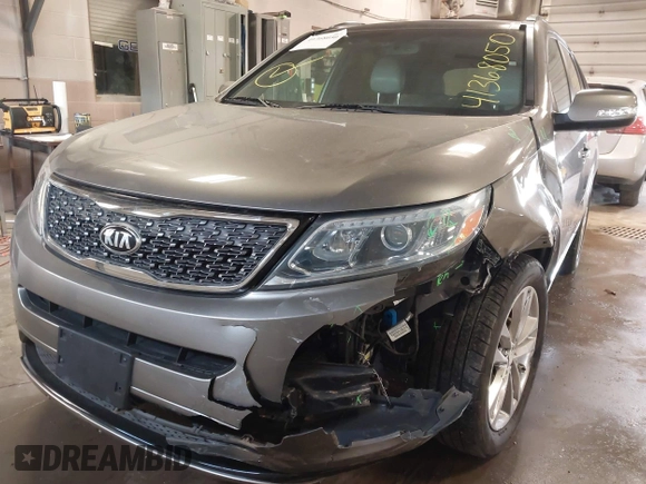 2015 Kia Sorento SX with VIN 5XYKWDA74FG617737, listed as a IAAI auction lot 41368050 with 96,763 mi miles. Bid and sale history available at carsss.com. Image 19.