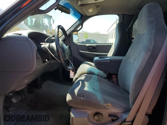 2000 Ford F-150 XL with VIN 2FTRX18L2YCA62429, listed as a Copart auction lot 56033895 with 180,156 mi miles and Non repairable. Bid and sale history available at DreamBid. Image 7.