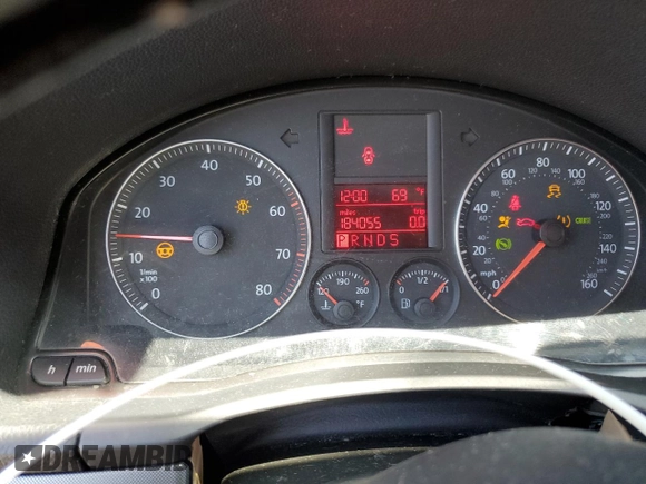 2007 Volkswagen Jetta Wolfsburg Edition with VIN 3VWEF71K67M061788, listed as a Copart auction lot 61759835 with 184,055 mi miles and Salvage title. Bid and sale history available at DreamBid. Image 9.