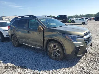 2023 Subaru Ascent Limited z VIN 4S4WMARDXP3463679, wystawiony jako Copart lot #57819644 z przebiegiem 9983 mil mil oraz Szkody całkowita. Historia ofert i sprzedaży dostępna na DreamBid. Obrazek 4.