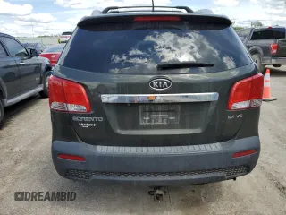 2012 Kia Sorento EX z VIN 5XYKU4A29CG247228, wystawiony jako Copart lot #55521865 z przebiegiem 149 036 mil mil oraz Szkoda całkowita • Salvage title. Historia ofert i sprzedaży dostępna na DreamBid. Obrazek 6.