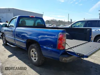 2004 Chevrolet Silverado 1500 Work Truck with VIN 1GCEC14X44Z140886, listed as a IAAI auction lot 41681183 with 209,844 mi miles. Bid and sale history available at carsss.com. Image 3.