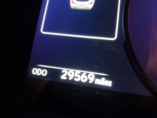 2021 Lexus UX 250h z VIN JTHP9JBH7M2051534, wystawiony jako IAAI lot #41624505 z przebiegiem 29 569 mil mil oraz . Historia ofert i sprzedaży dostępna na DreamBid. Obrazek 15.