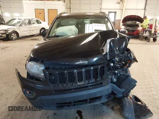 2016 Jeep Compass Sport z VIN 1C4NJDBB6GD657977, wystawiony jako IAAI lot #41327931 z przebiegiem 203 315 mil mil oraz . Historia ofert i sprzedaży dostępna na DreamBid. Obrazek 12.